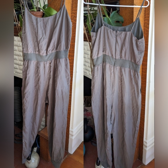 Anthropologie Nisa Olive Jogger sleeveless jumpsuit - Picture 2 of 5